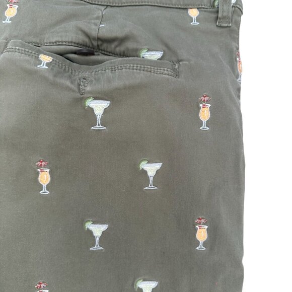 TOMMY BAHAMA Men's Olive Green Cocktail Print Embroidered Shorts Size 38 - Picture 2 of 8